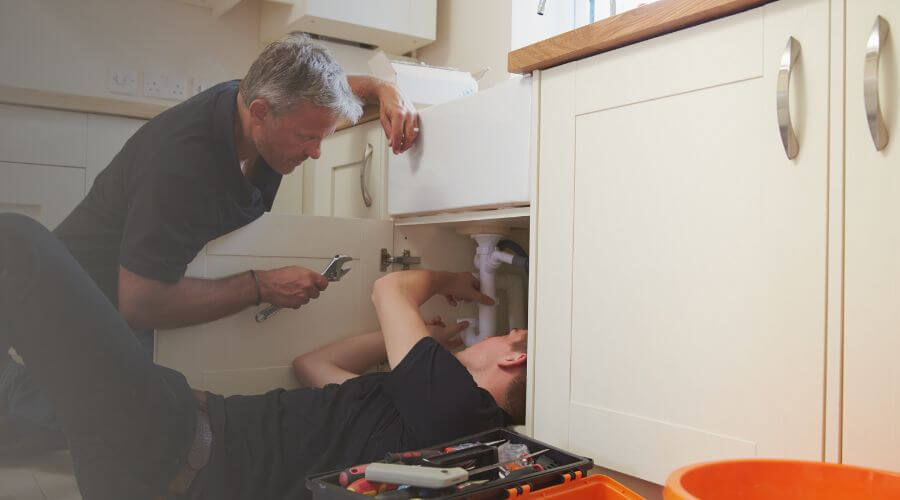 Professional burst pipe repair services in Seymour, MO